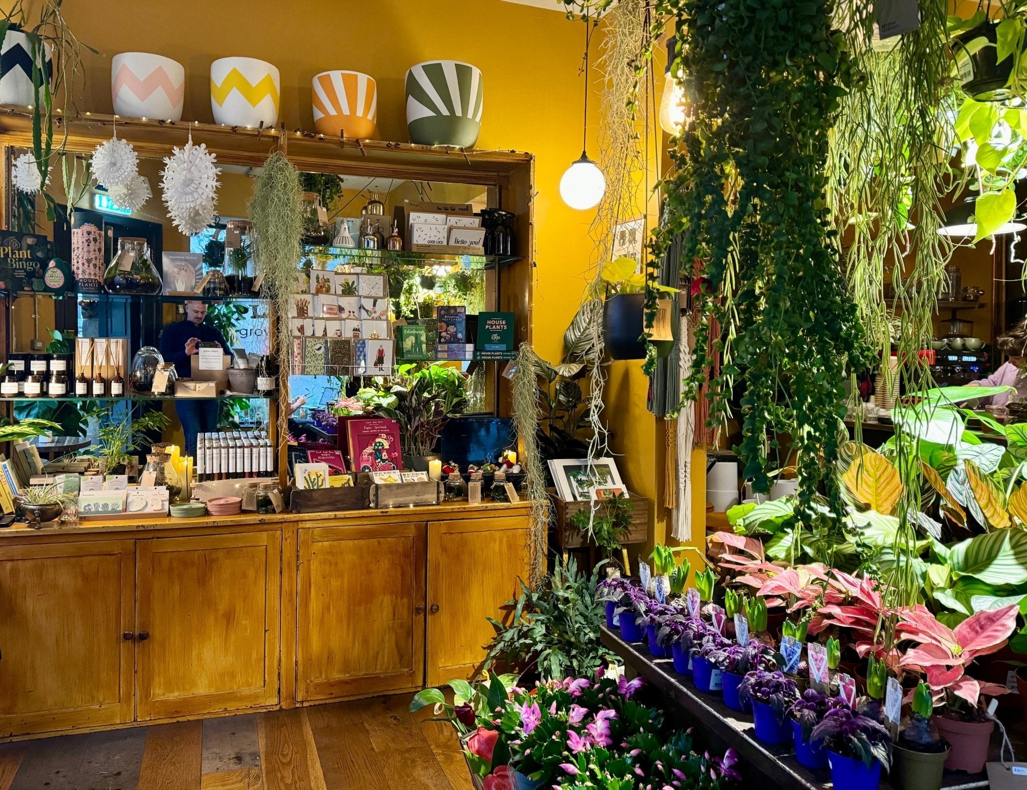 2023 grow urban gift guide - grow urban.