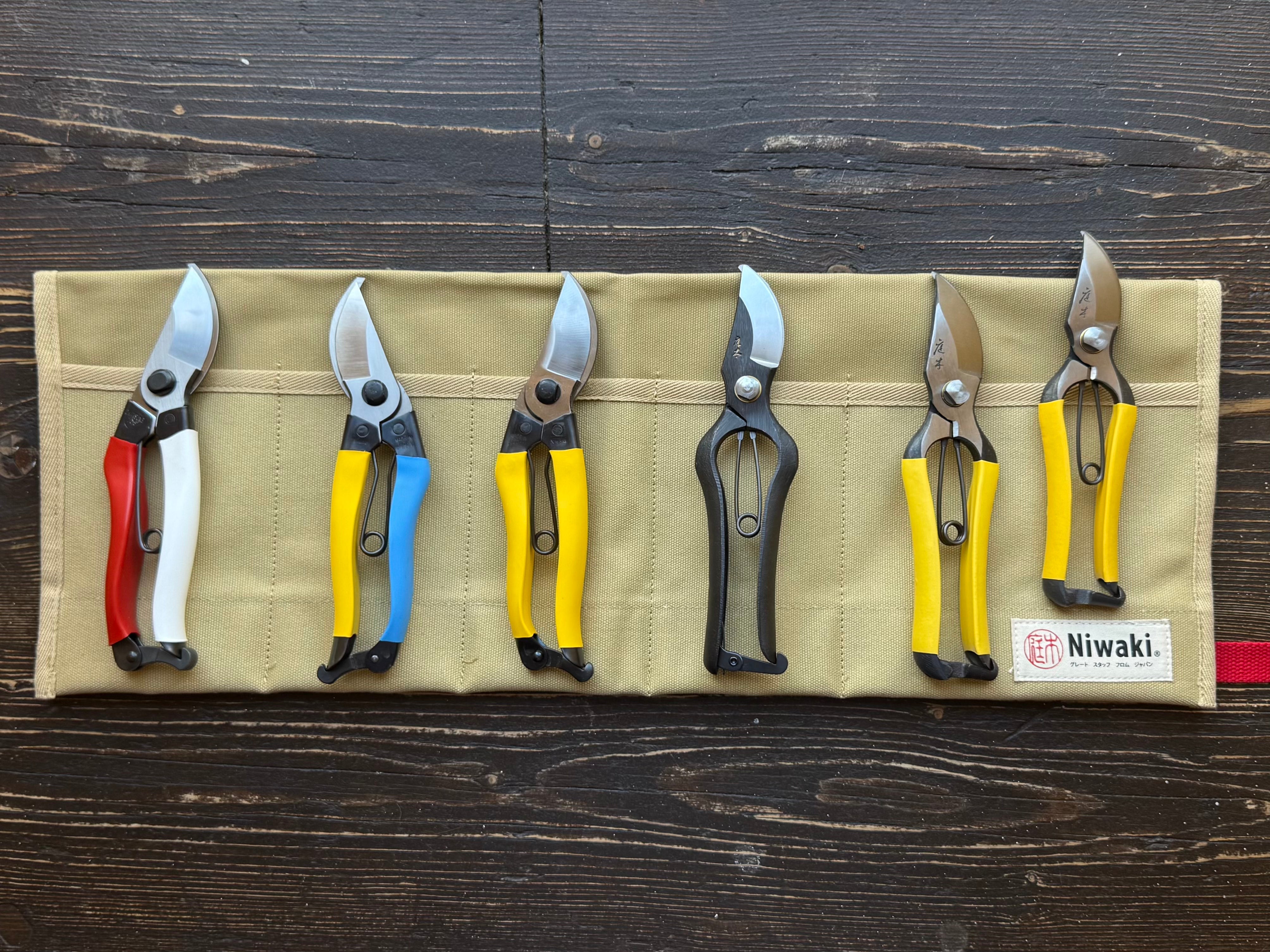 Which Niwaki Secateurs Should I Choose? A Complete Guide