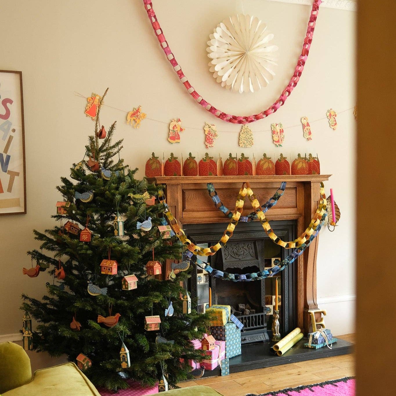 Pink and Red Paper Chain Kit – East End Press