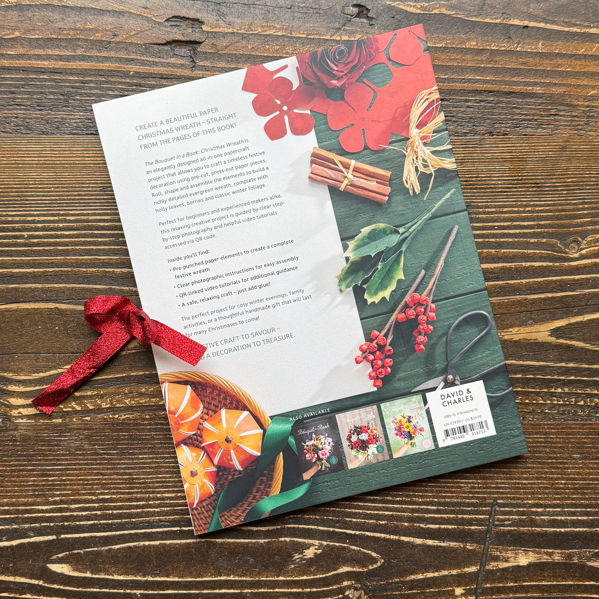 Christmas Wreath: The Bouquet in a Book