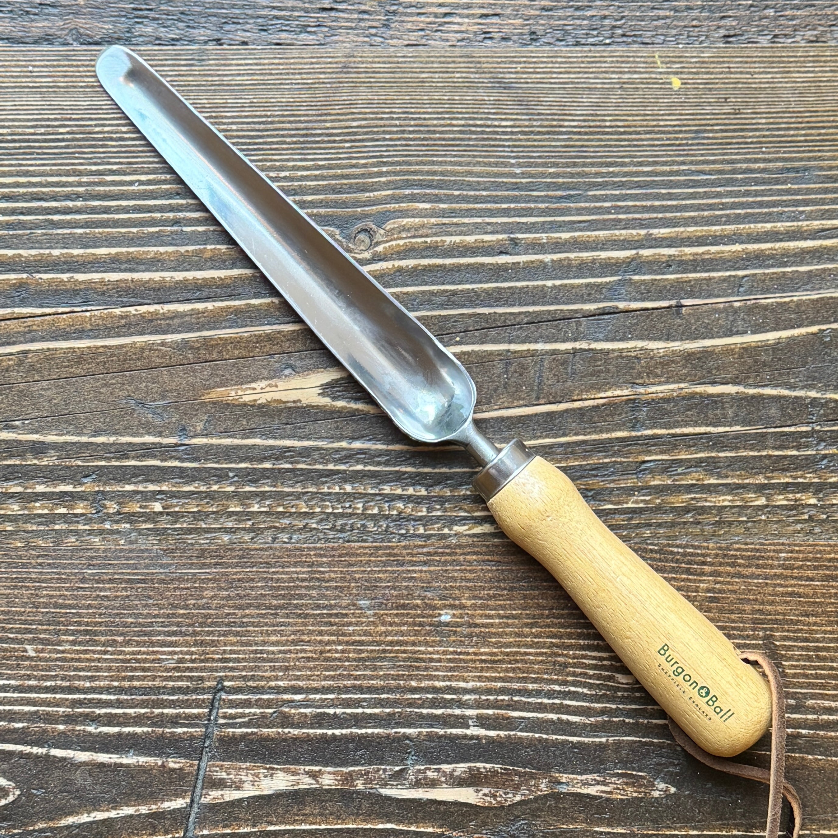 Widger – RHS Endorsed Garden Tool