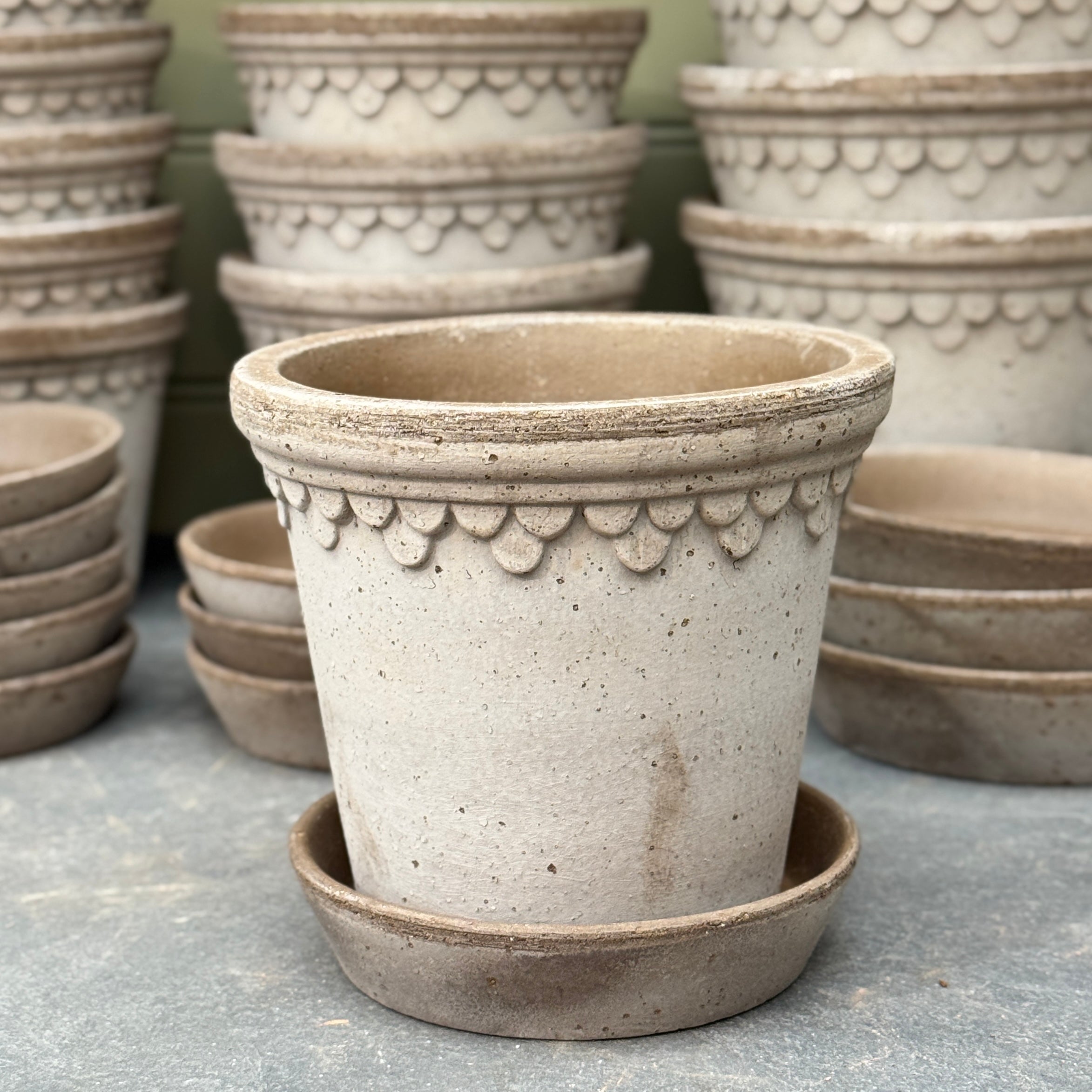 Bergs Potter Copenhagen Pot & Saucer Set - Grey Terracotta