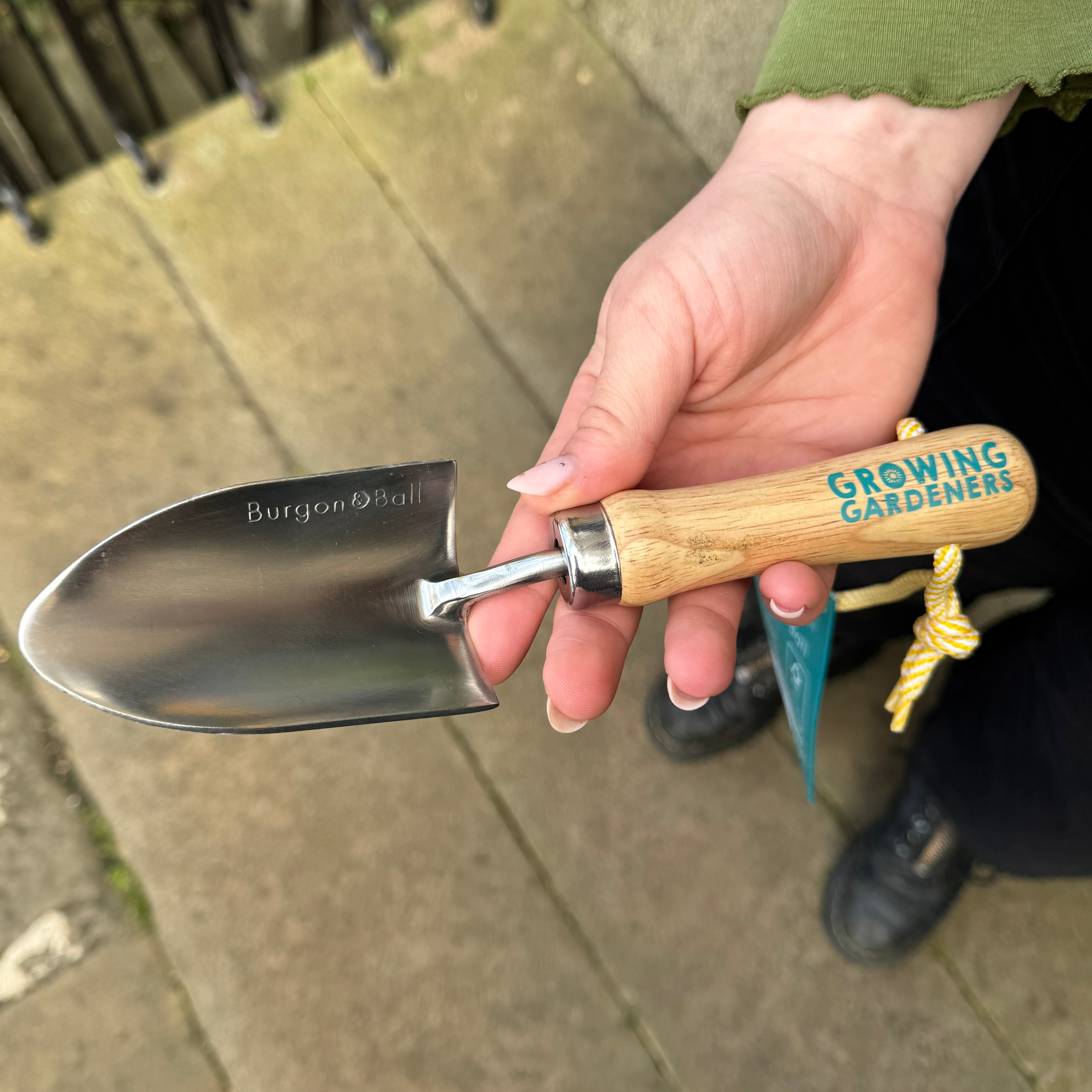 Hand Trowel for Children | RHS Growing Gardeners