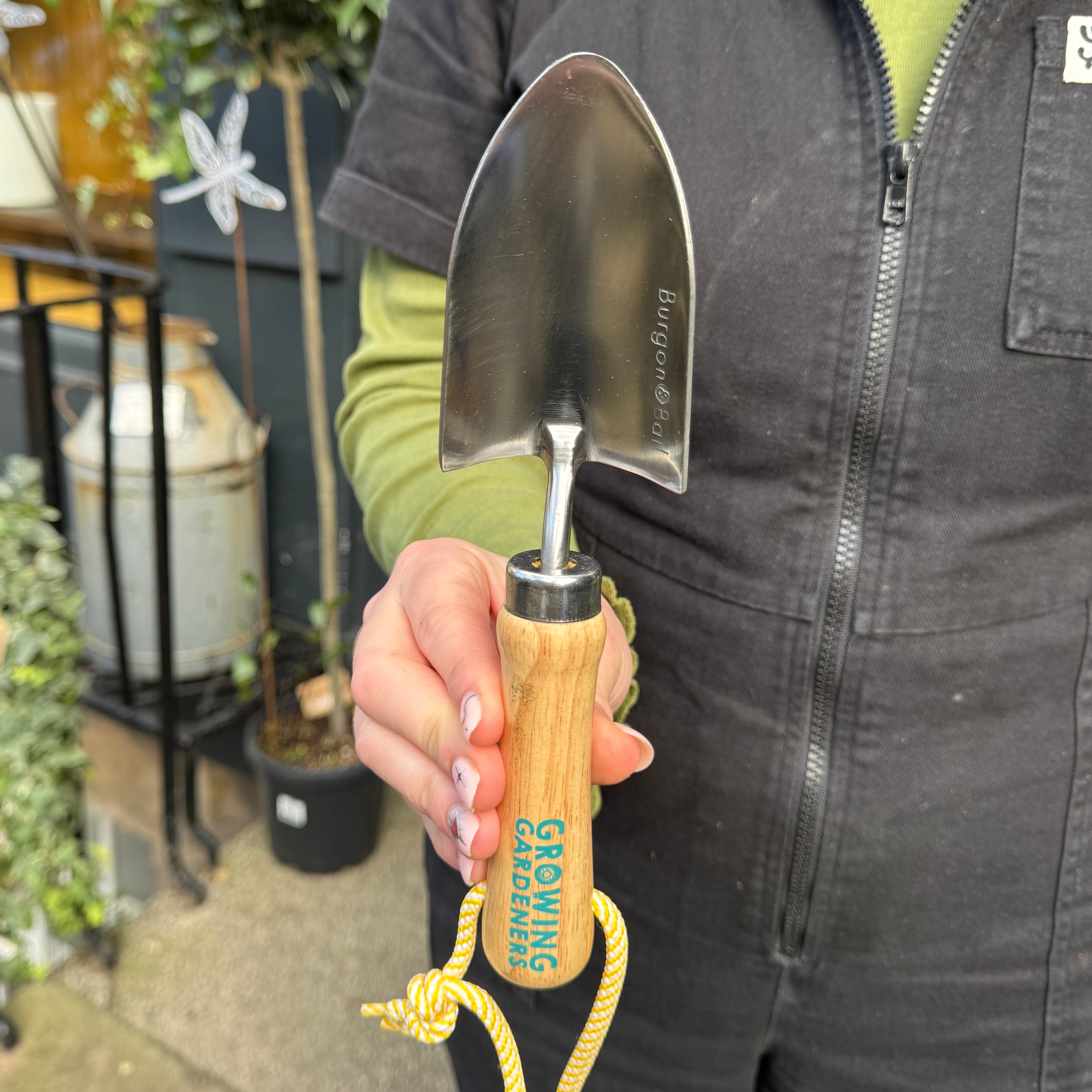 Hand Trowel for Children | RHS Growing Gardeners
