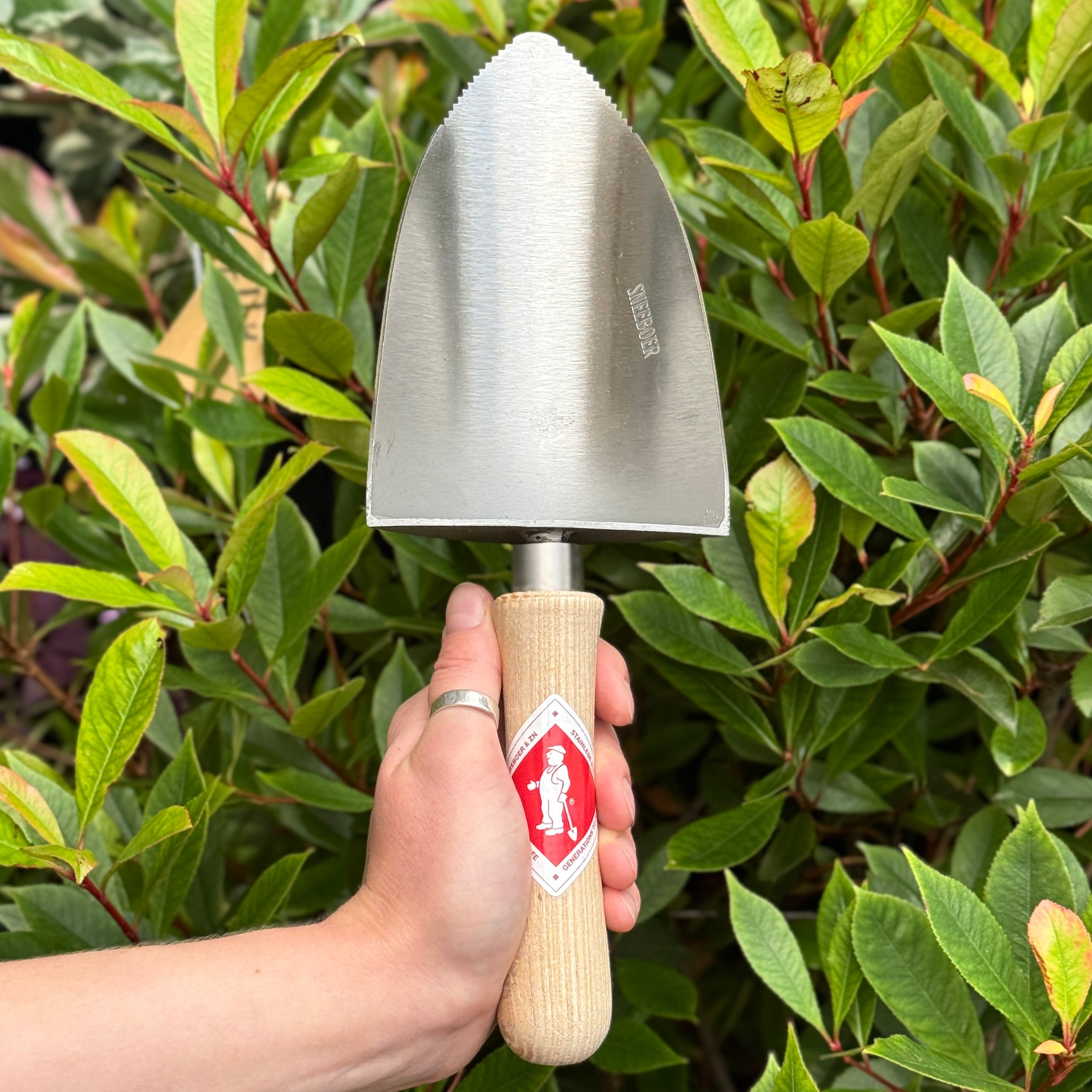 Garden Scoop | Sneeboer