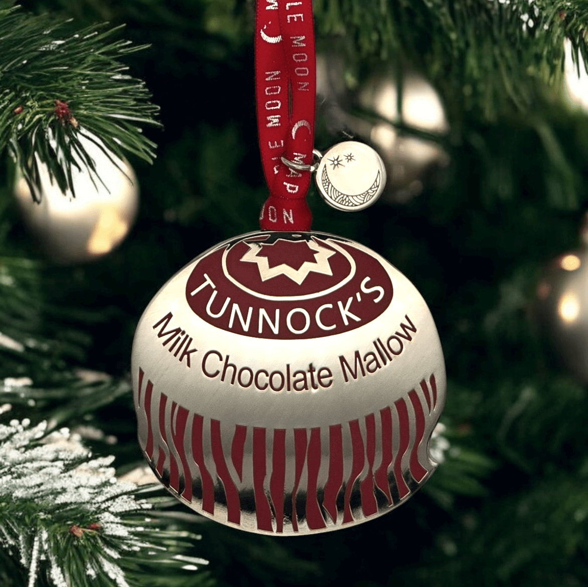 Tunnock’s Teacake Hanging Decoration – Enamel Scottish Ornament