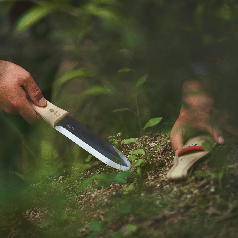 Niwaki Hori Hori Pro & Canvas Holder