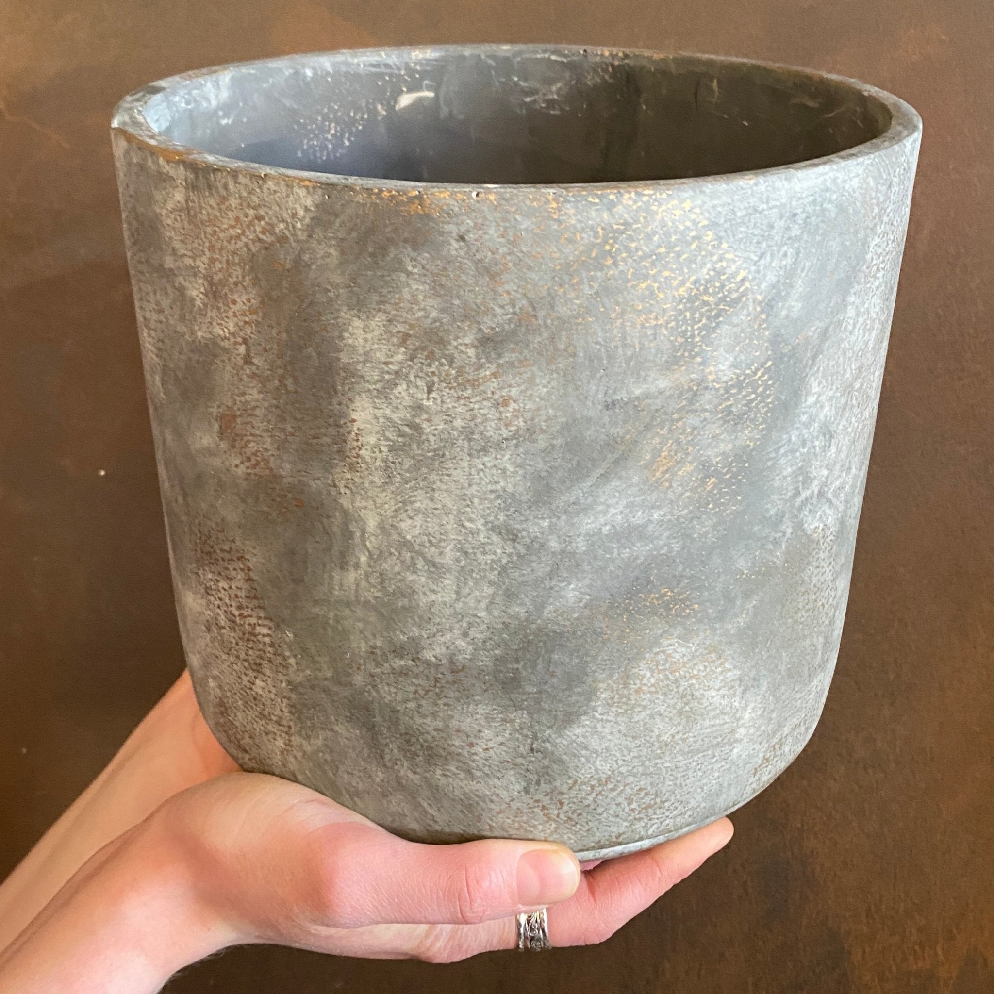 Cement Pot - Dark | 18cm - grow urban. UK
