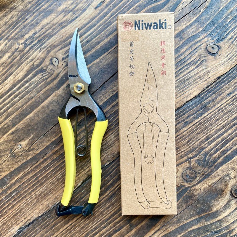Niwaki Pro Secateurs - grow urban. UK