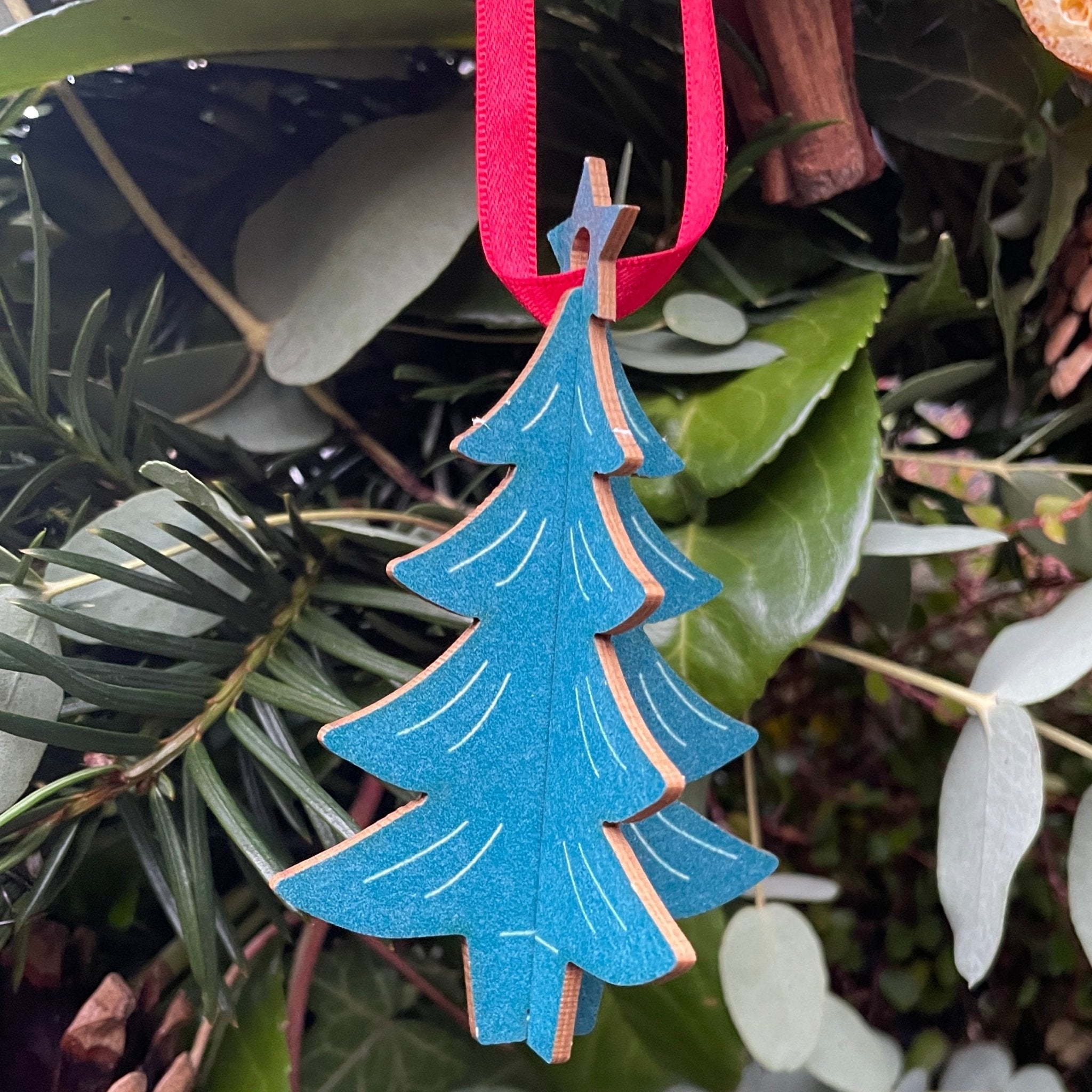 Wooden Pop-Out Christmas Cards - grow urban. UK