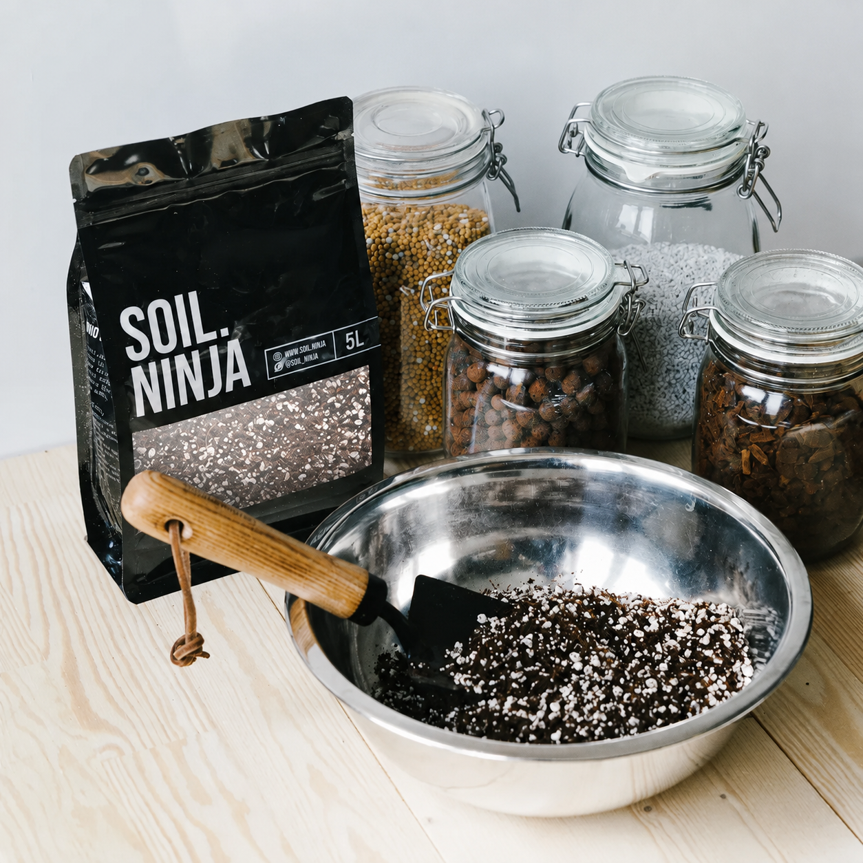 Soil Ninja Base Mix – Customisable Indoor Plant Compost