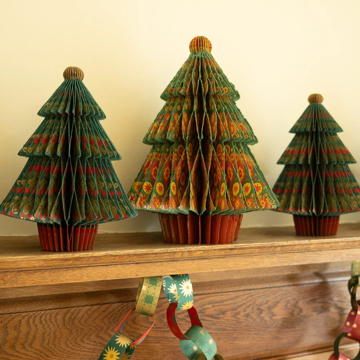 Christmas Tree Honeycomb Decoration | East End Press