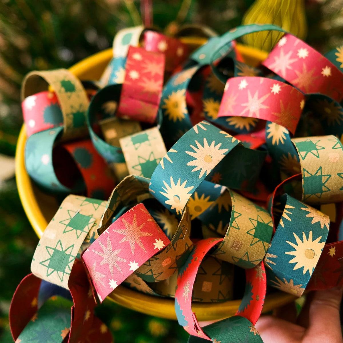 Festive Paper Chain Kit | East End Press