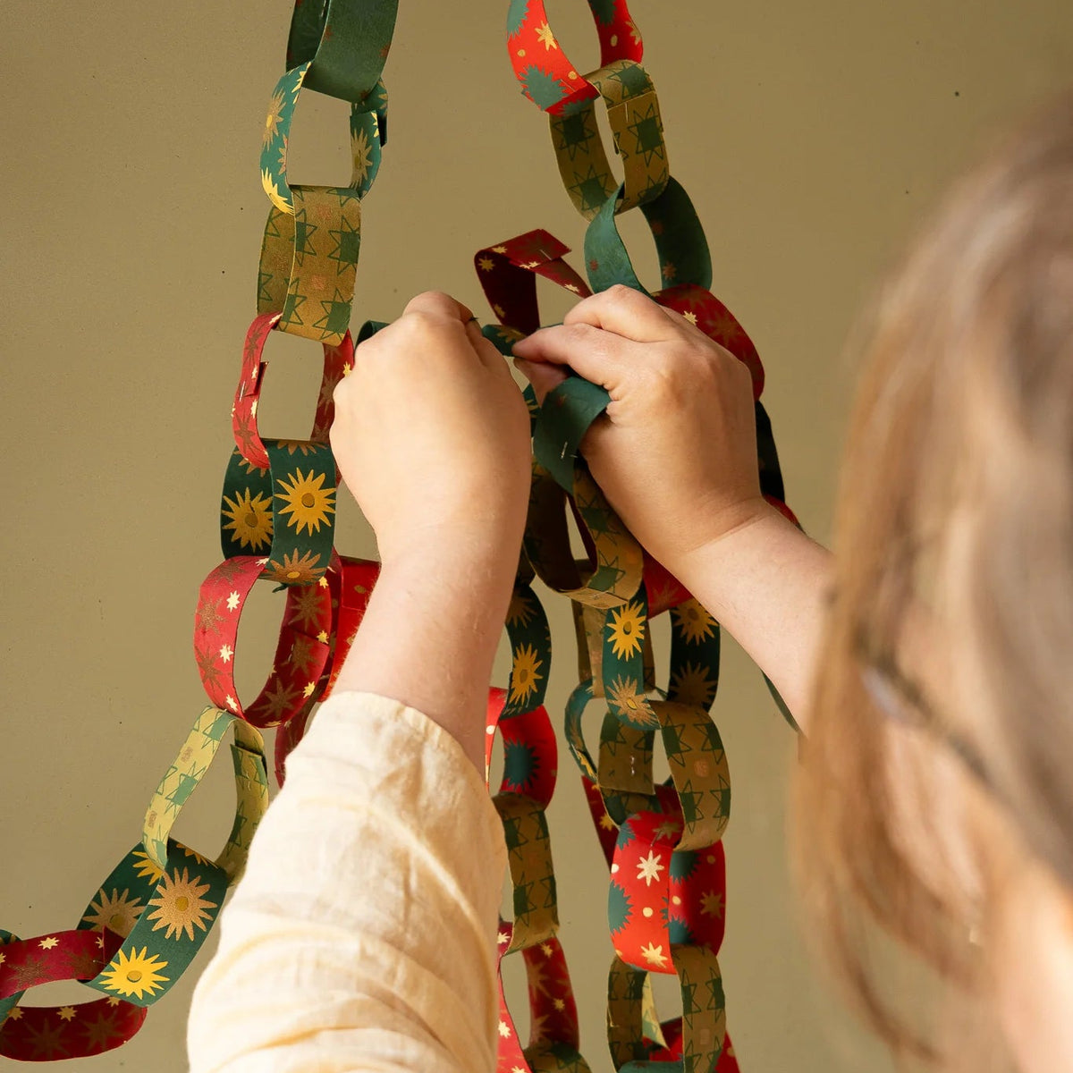 Festive Paper Chain Kit | East End Press