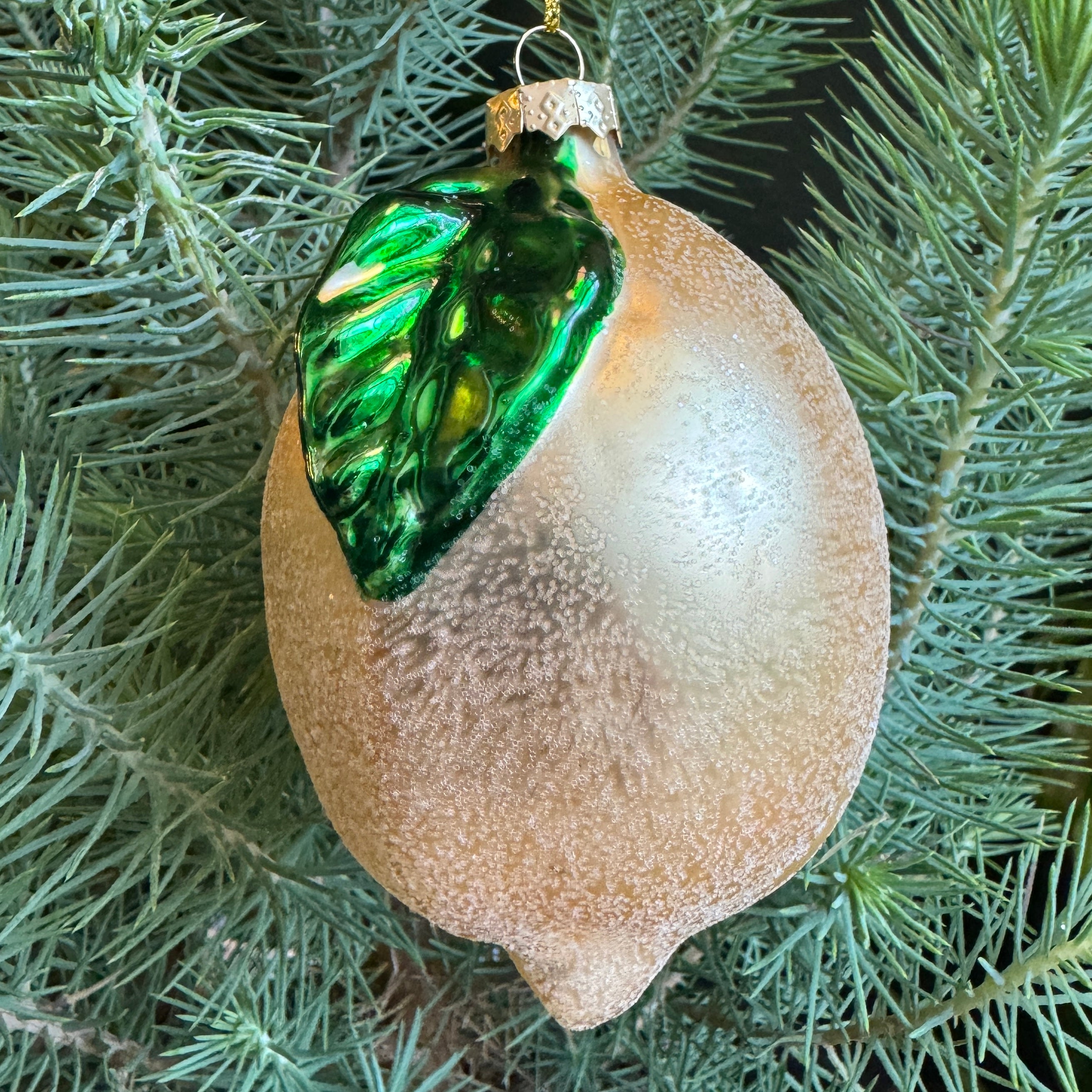 Shimmering Lemon Bauble