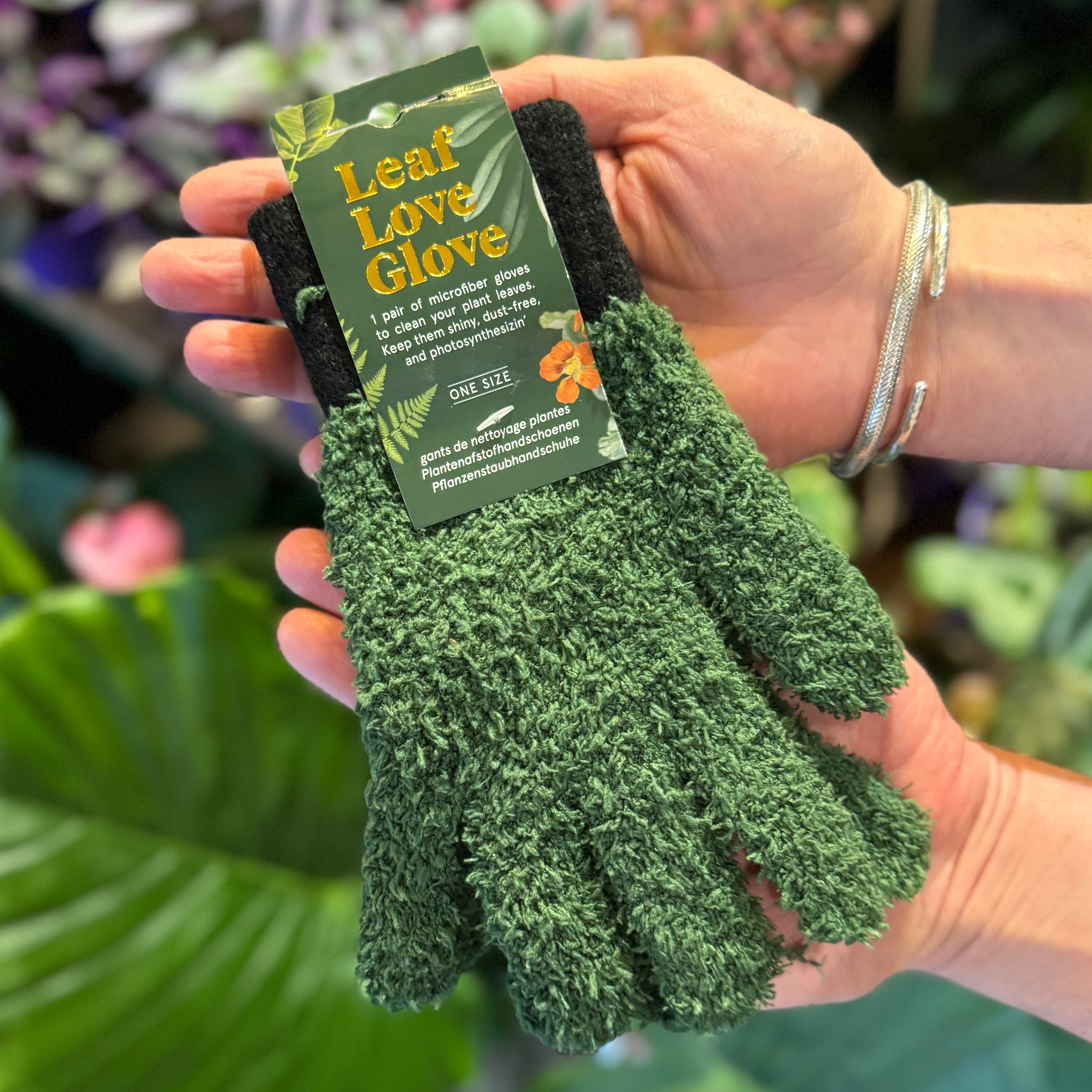 Leaf Love Gloves | Microfibre Dusting Gloves for Plants