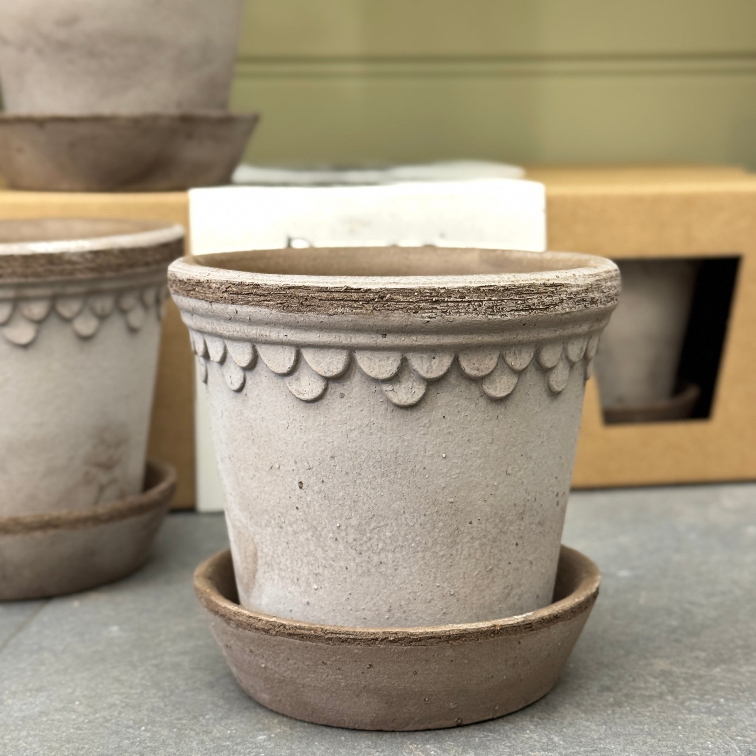 Bergs Potter Copenhagen Pot & Saucer Set of 3 – Grey Terracotta