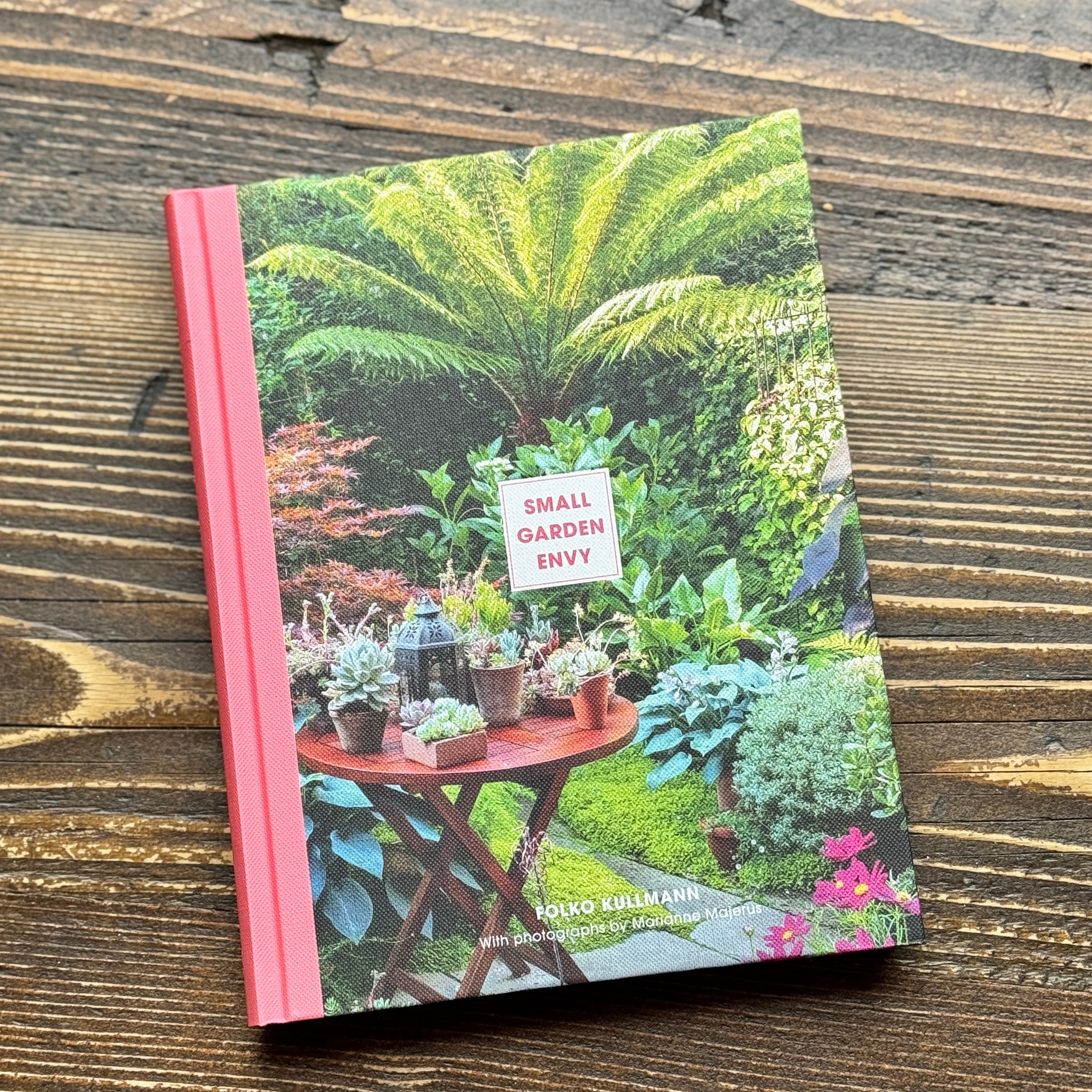 Small Garden Envy: Inspiration & Ideas for Compact Gardens