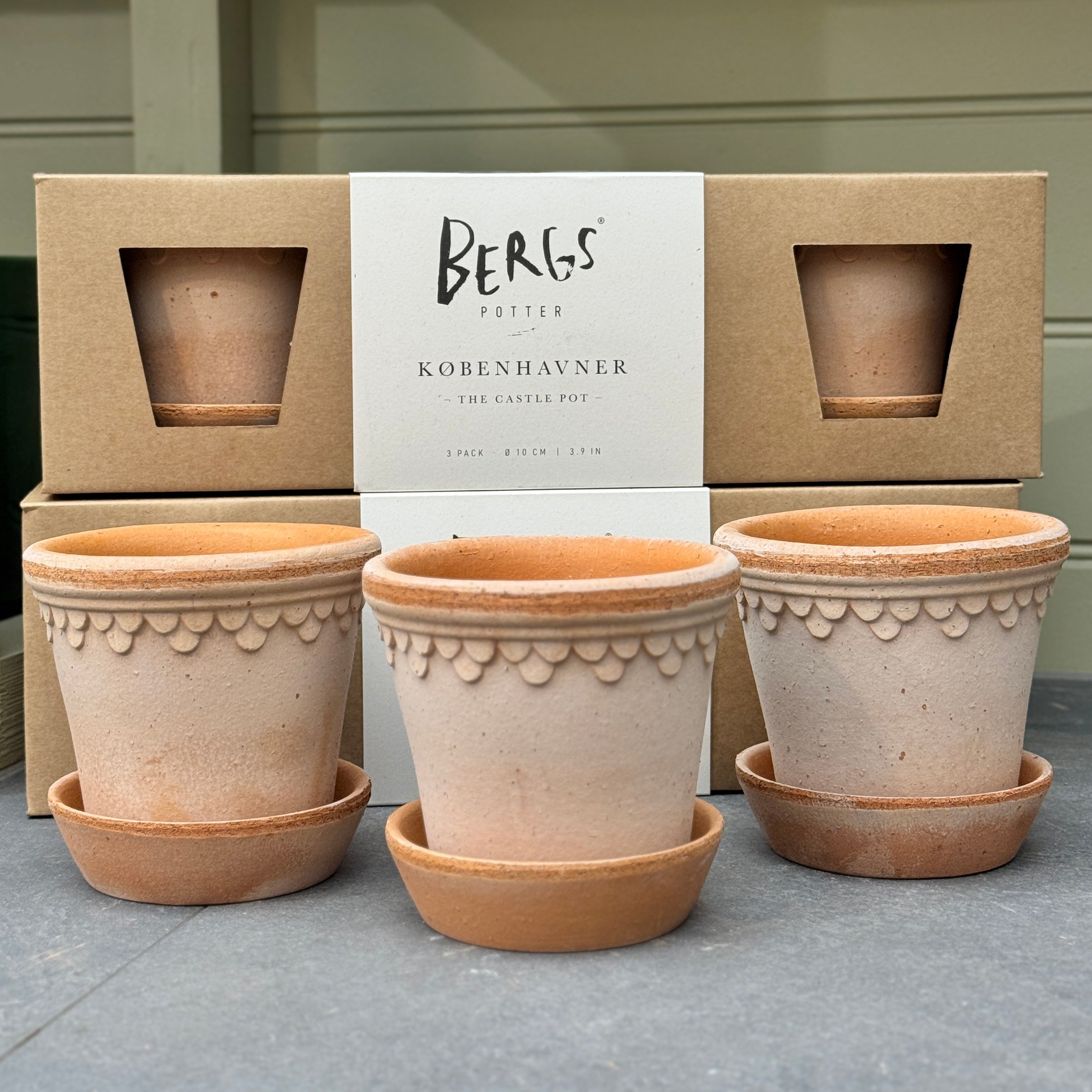 Bergs Potter Copenhagen Pot & Saucer Set of 3 – Rosa Terracotta