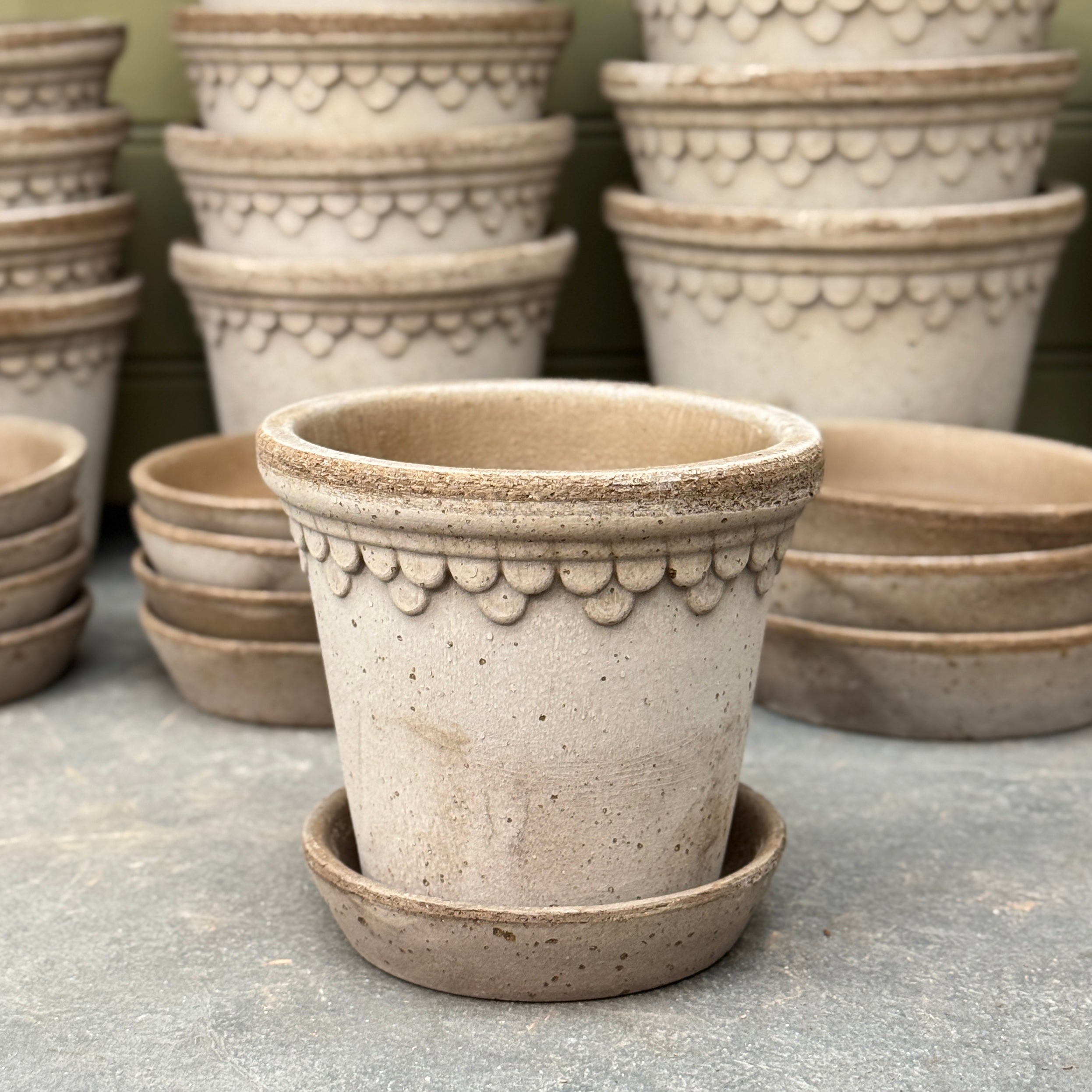 Bergs Potter Copenhagen Pot & Saucer Set - Grey Terracotta