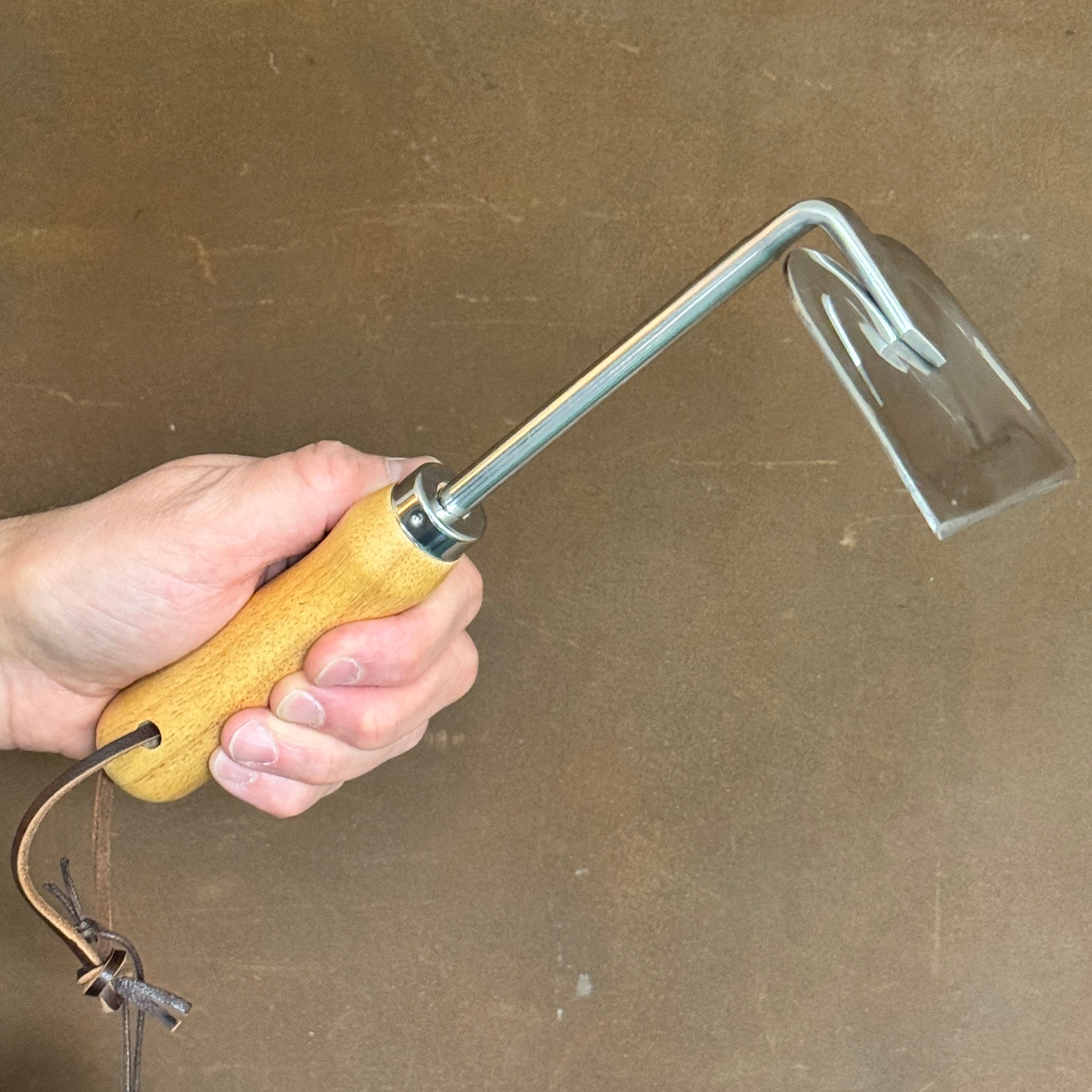 Hand Hoe – RHS Endorsed Garden Tool