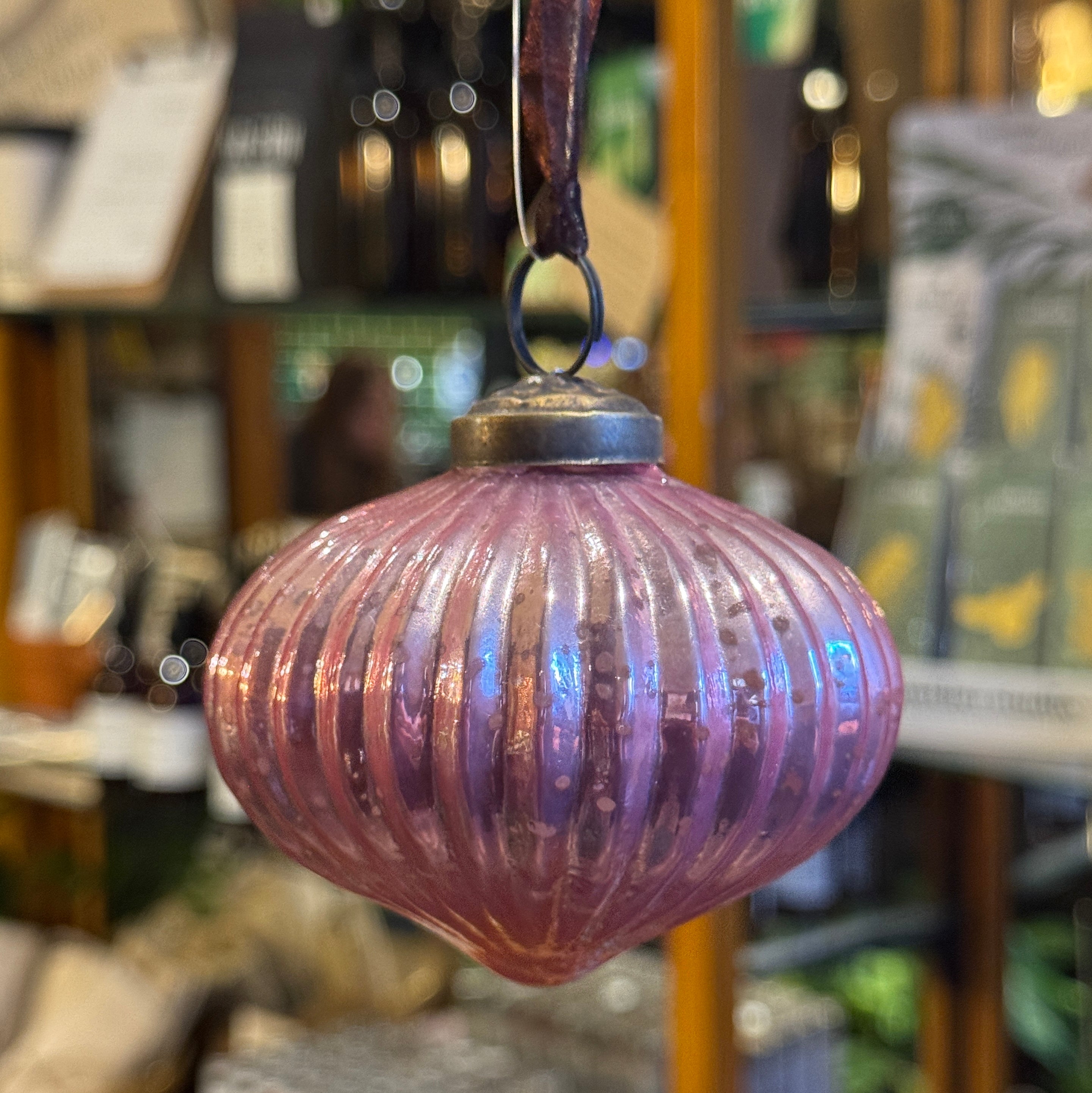 Ribbed Glass Lantern Bauble