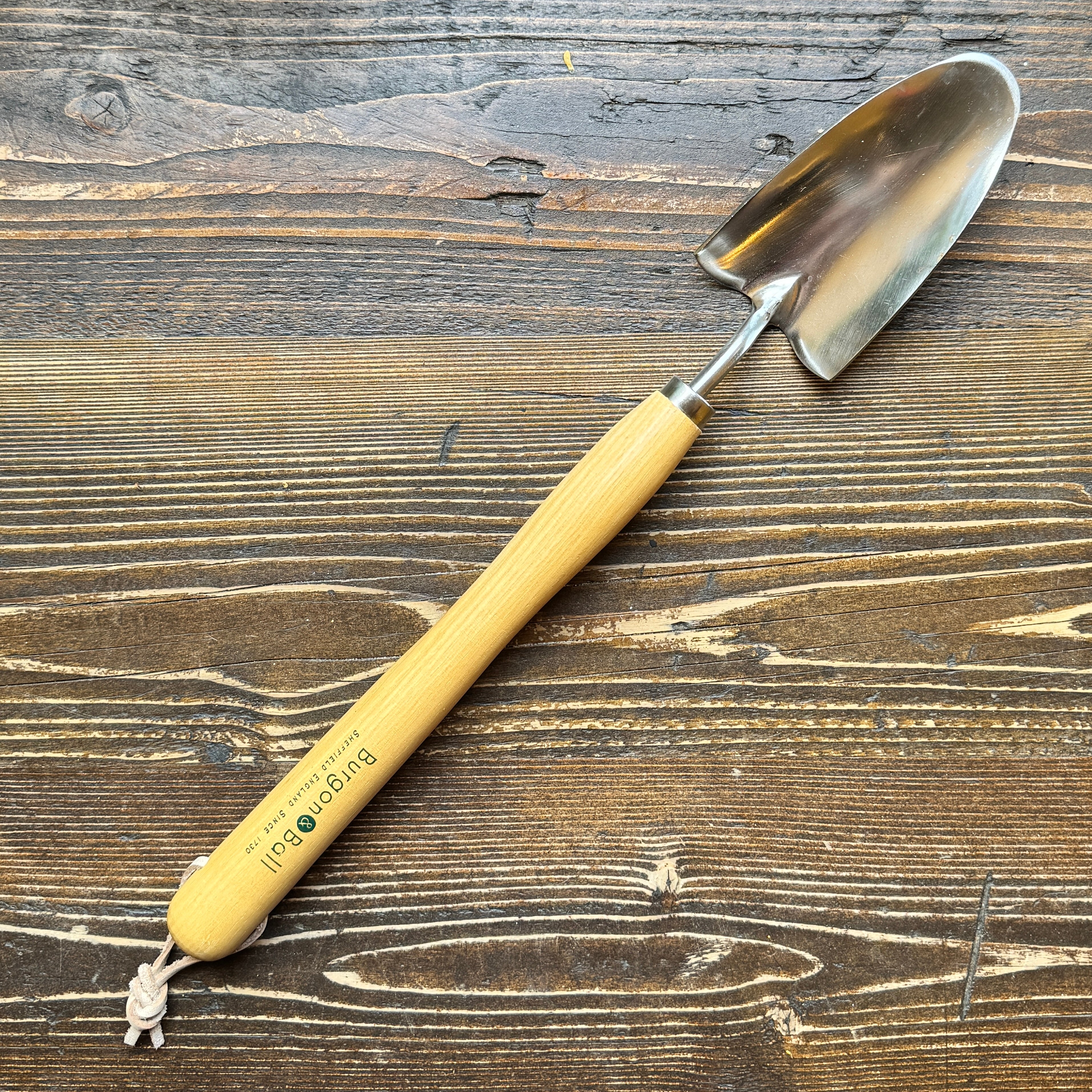 Mid Handled Trowel | RHS Endorsed