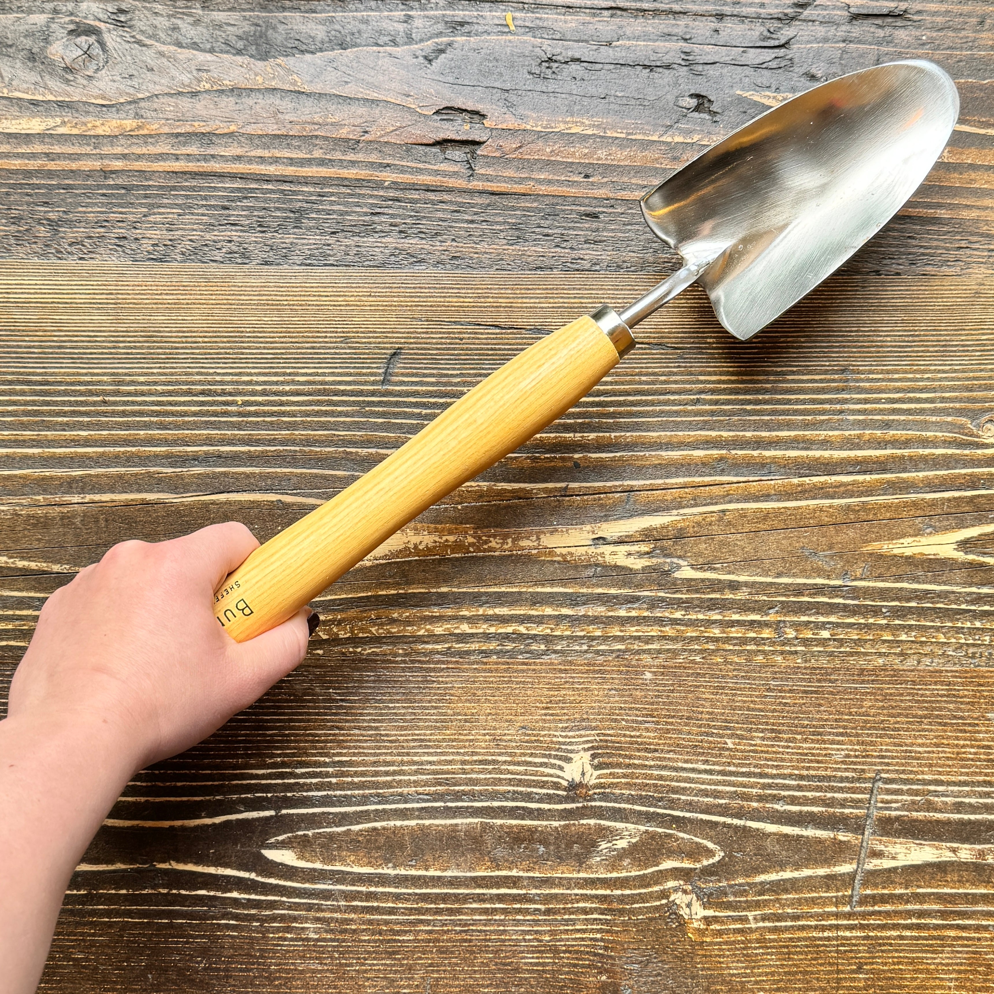 Mid Handled Trowel | RHS Endorsed