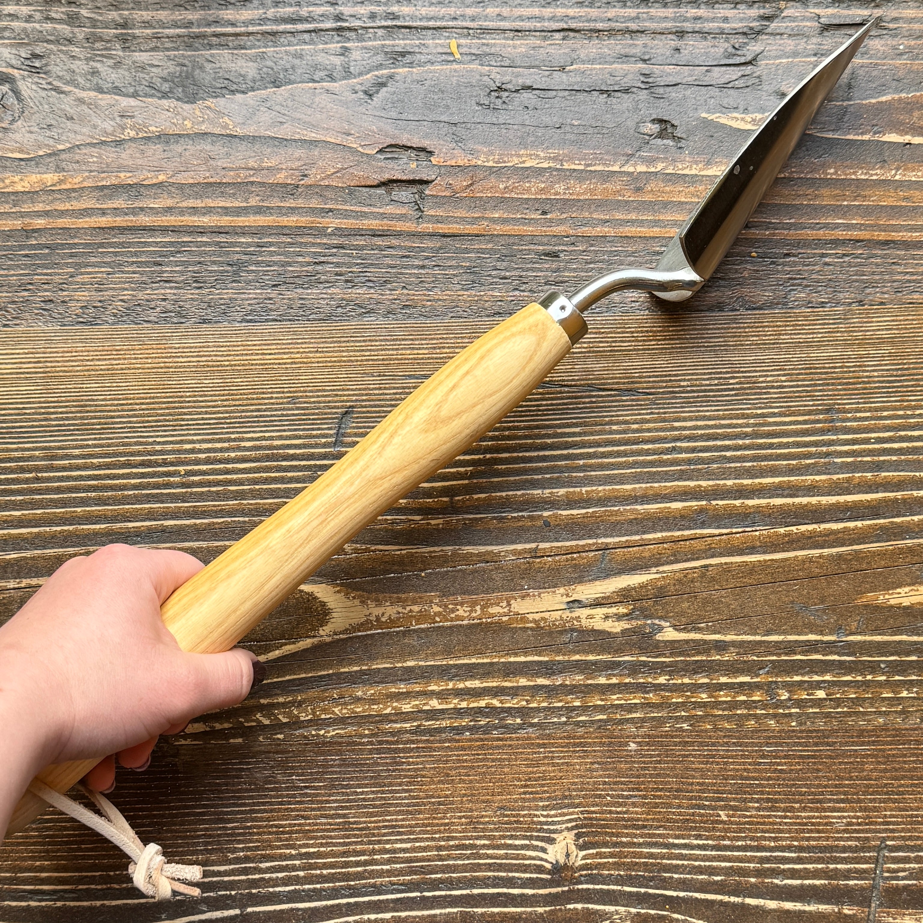 Mid Handled Trowel | RHS Endorsed