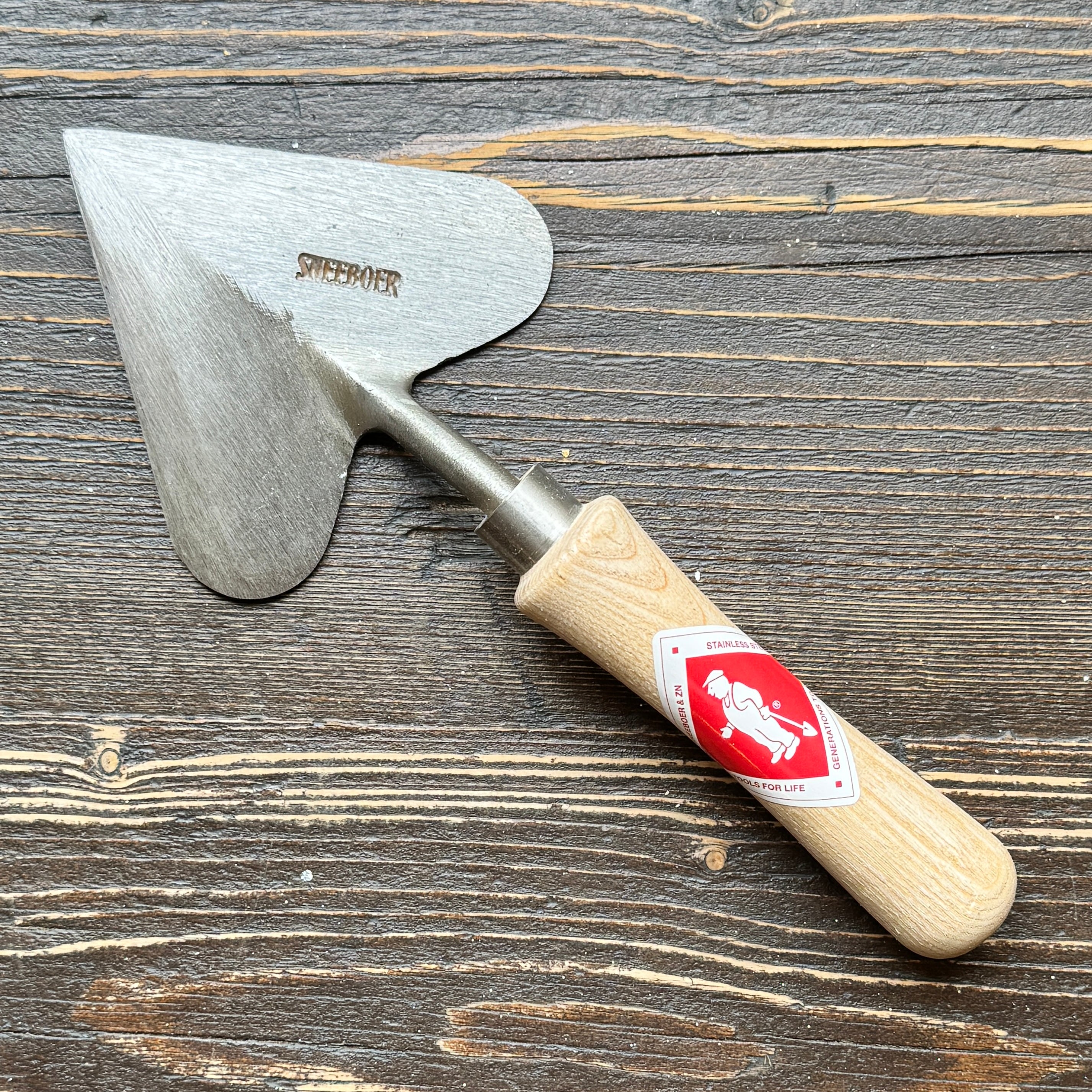 Heart Shaped Trowel | Sneeboer