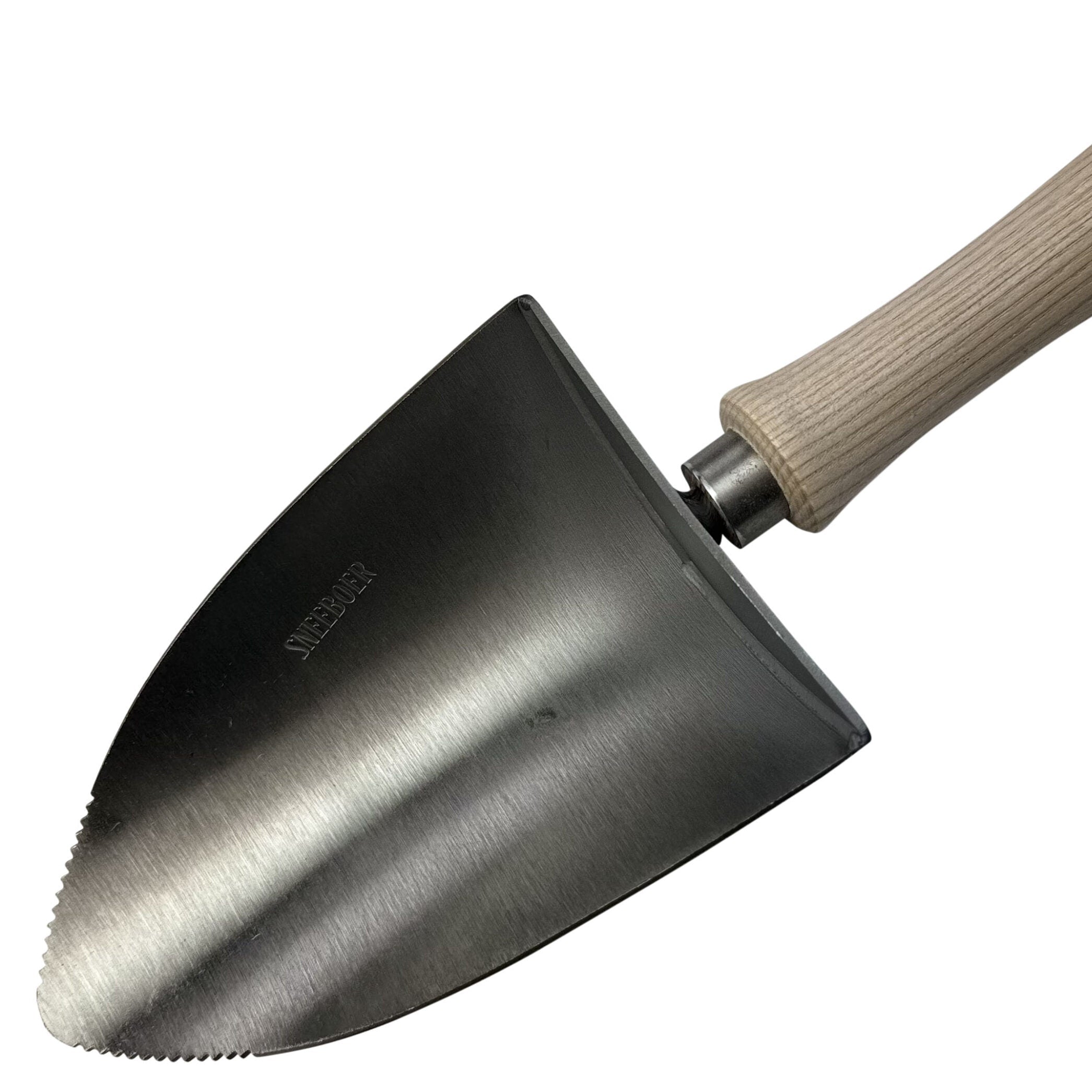 Sneeboer gardening Compost Scoop with wooden handle on a white background