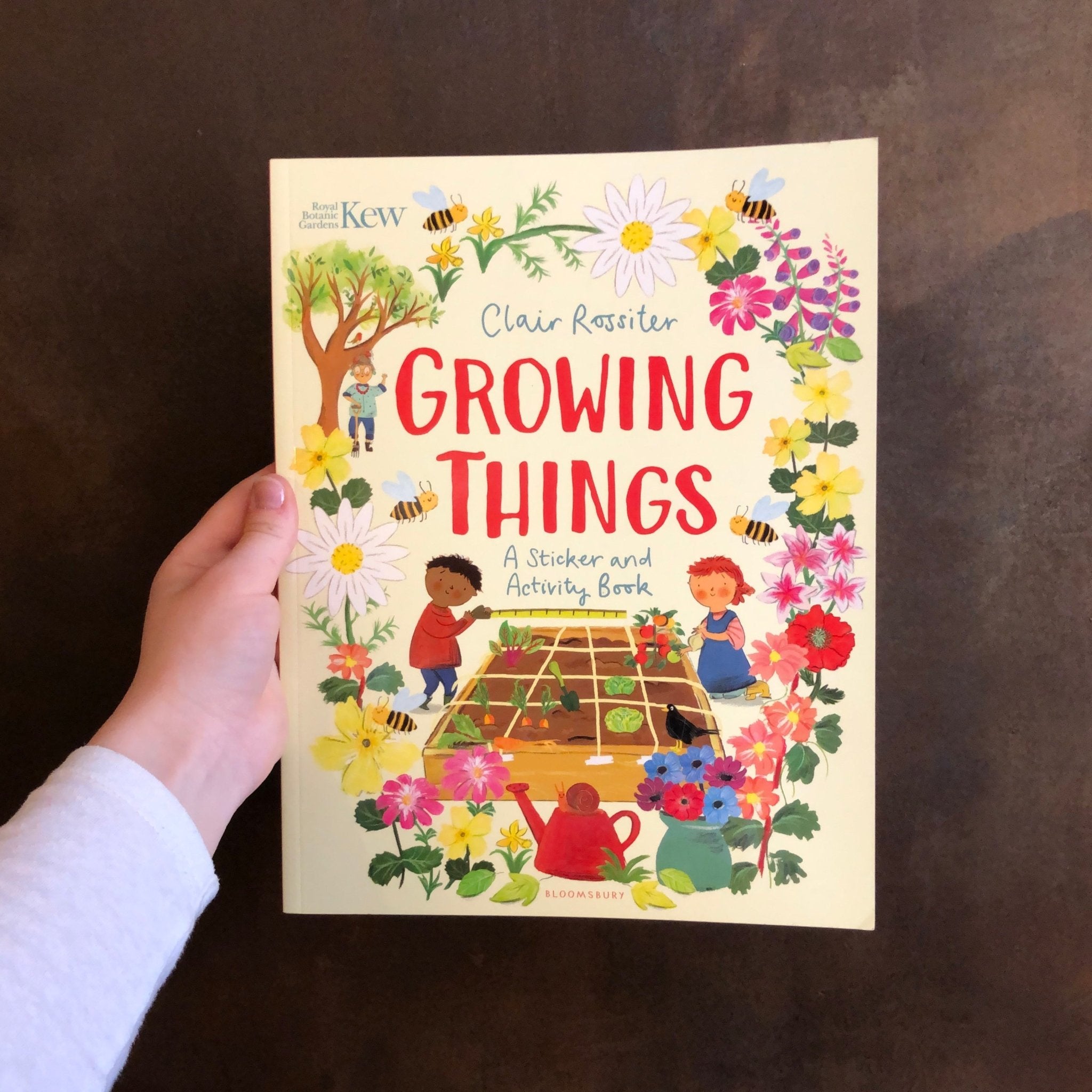 Growing Things (A Sticker & Activity Book) - grow urban. UK