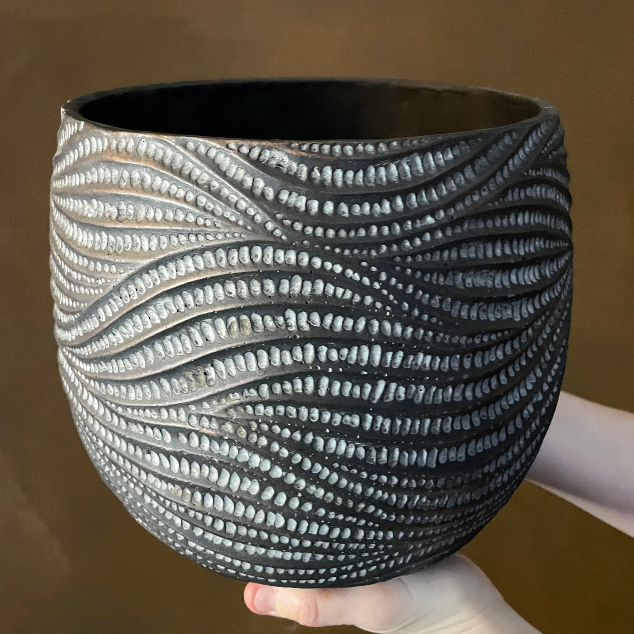 Swirl Pot - Charcoal | 22cm - grow urban. UK
